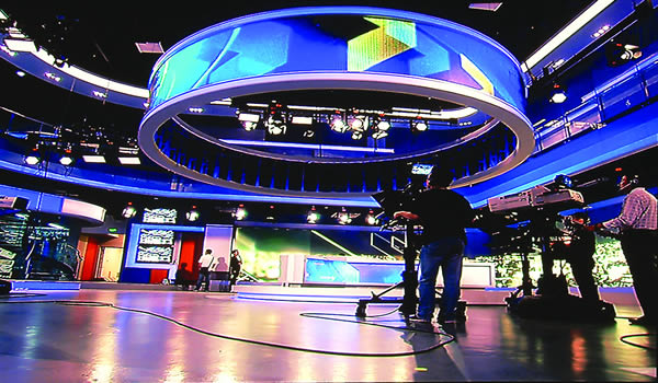 抗战胜利80周年纪念活动新闻中心举办第二场记者见面会 介绍华侨华人在世界各地举行的纪念活动及其对抗战的贡献等方面情况